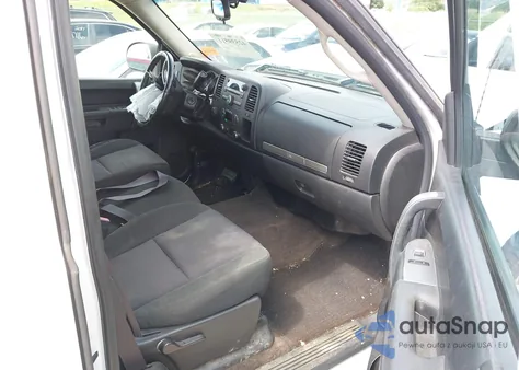 2013 Chevrolet Silverado 1500 Lt z USA, uszkodzony, nr VIN 1GCRKSE74DZ258171